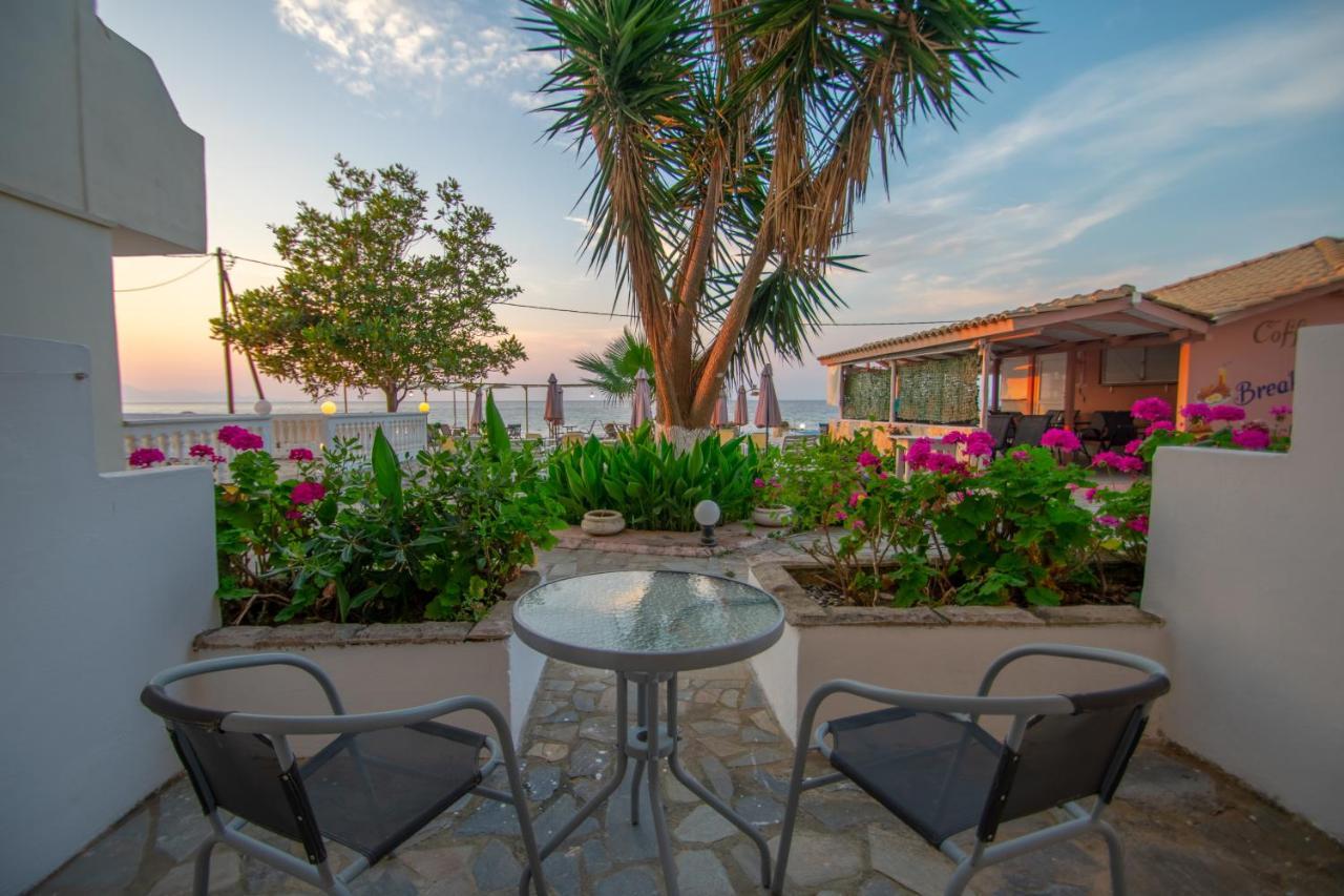 Agoulos Beach Hotel Argassi Extérieur photo