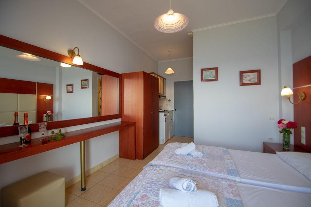 Agoulos Beach Hotel Argassi Extérieur photo